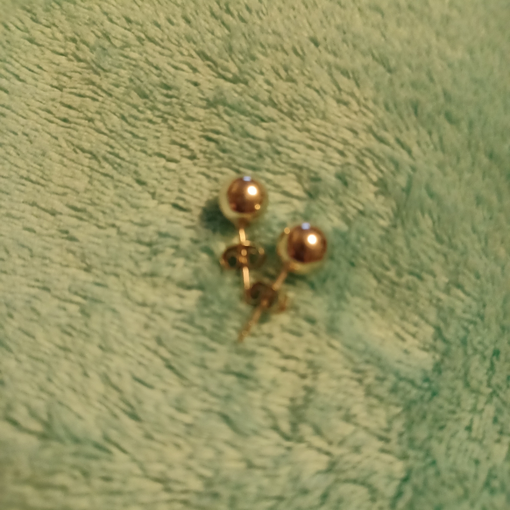 925 Ball Studs 11$